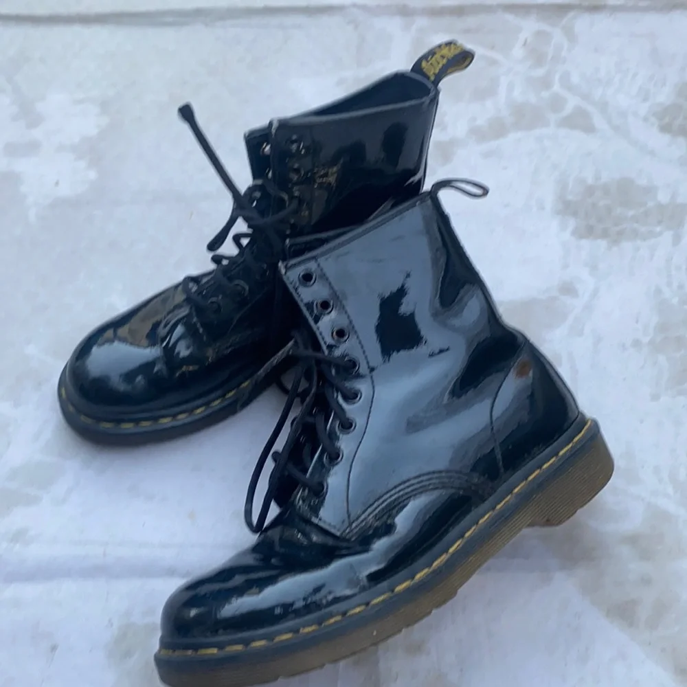 Doc Martens 1460 Boots Womens Size 8 Shoes Black Eye 8 Patent Leather C… - Picture 1 of 8
